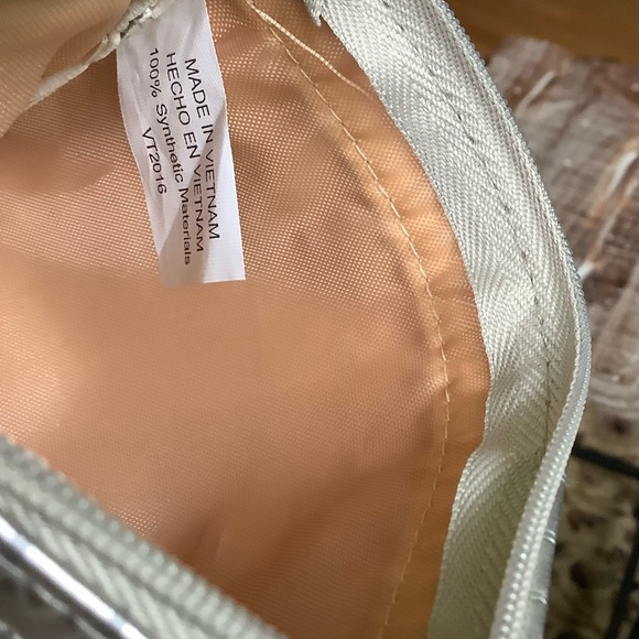 Metallic Vegan Embossed Faux Crocodile Wallet/Card Case - Picture 3 of 3